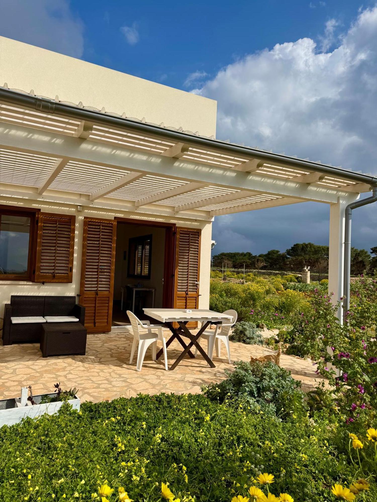 Aria Case Vacanze Favignana Buitenkant foto